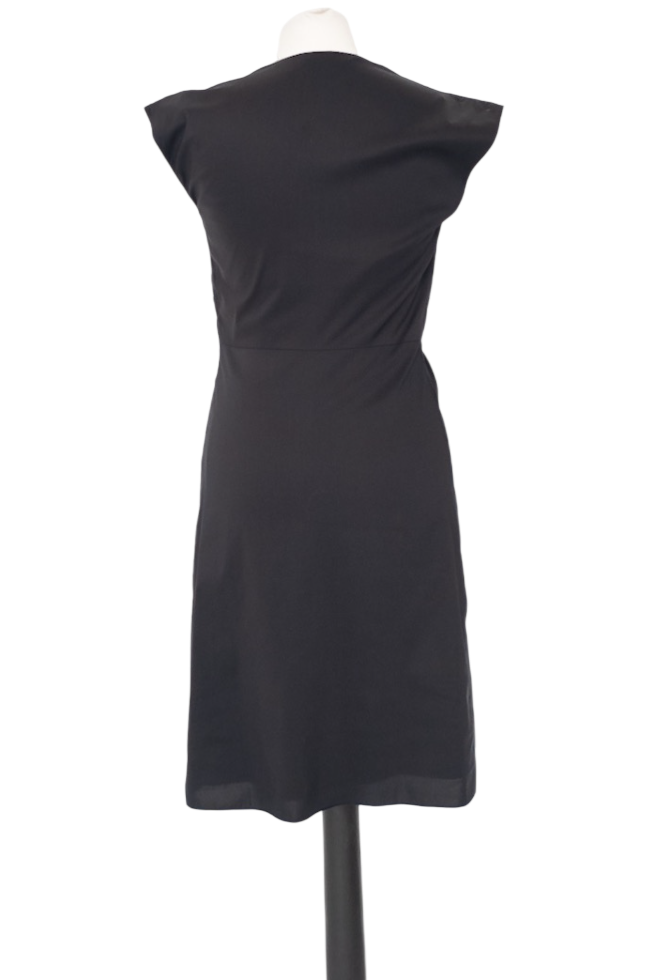 Vanessa Bruno Classic Little Black Shift Dress with sweetheart neckline UK 12