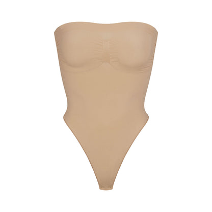 SKIMS Clay Seamless Sculpt Strapless Thong Bodysuit UK XS