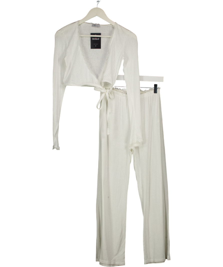 Oh Polly White 2-piece Pointelle Lou Top And Libby Straight Leg Pyjama Trousers UK S