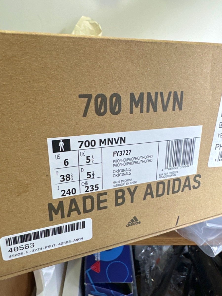 Adidas Black/Yellow FY3727 Yeezy 700 MNVN Trainers UK 5.5 EU 38.5 👟 - Reliked