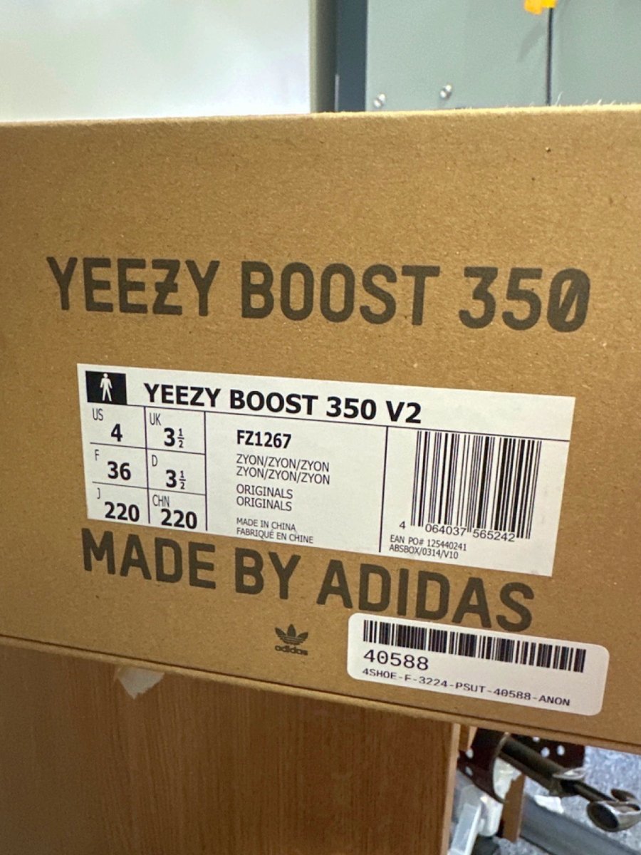 Adidas FZ1267 Yeezy Boost 350 V2 Trainers UK 3.5 👟 - Reliked
