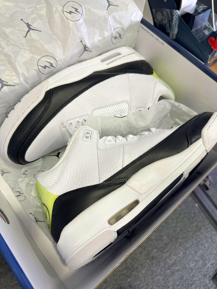 Air Jordan DA3595 White/Black Retro 3 SP Trainers 👟 UK 11 👟 - Reliked