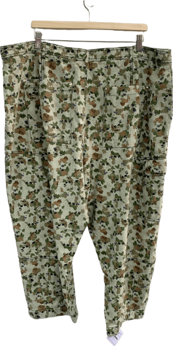 Anthropologie Green Camouflage Print Trousers UK 26W - Reliked
