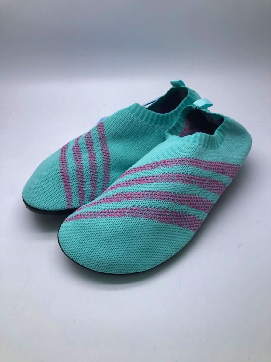 Aqua Blue Knit Yoga Slippers / Aqua Watersport trainers UK 8.5/9.5 - Reliked