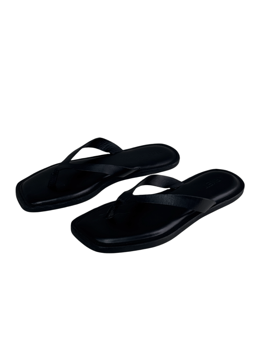 Arket Black Leather Thong Sandals UK 7 EU 40 👠 - Reliked