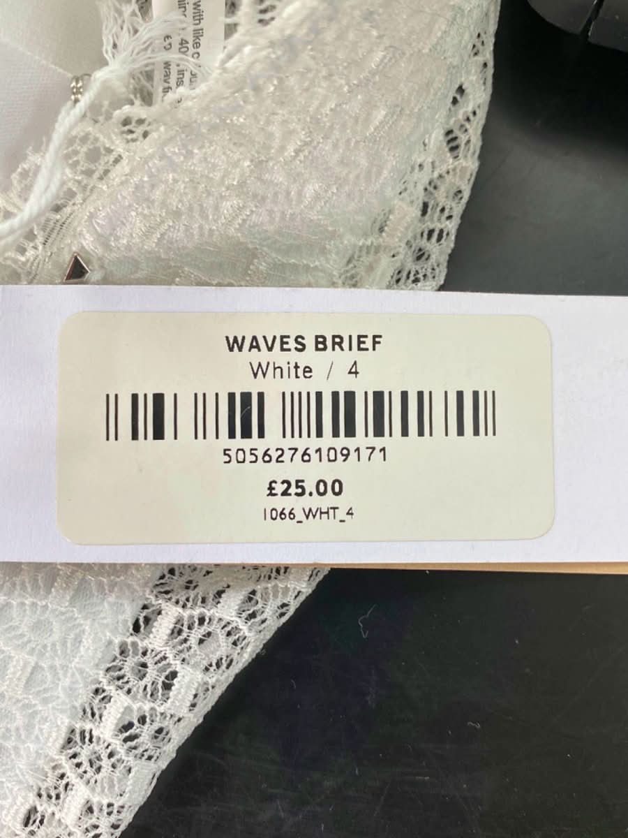 Beija London White Waves Honeycomb lace Brief Size 4 UK 18/20 - Reliked