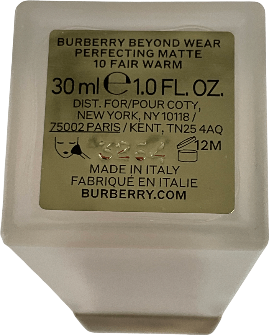 Burberry Beyond Wear Perfecting Matte Foundation 10 30ml - Reliked