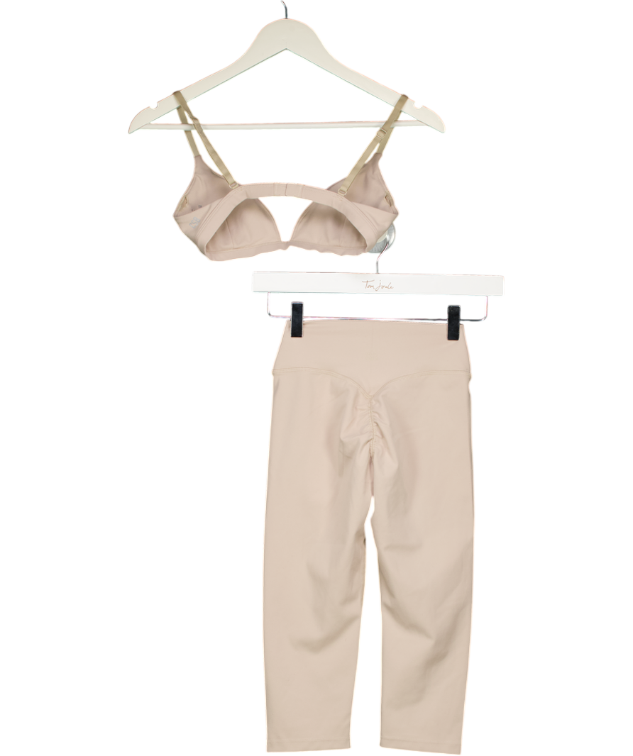 CSB Beige Scrunch Capri Leggings And Form Bra Set UK S