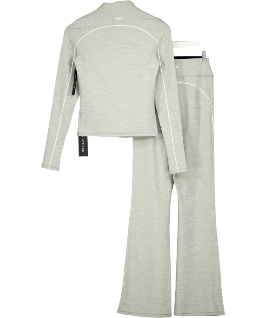 White Fox Grey Glory Jacket, Tenacity Sports Bra And Volt Flare Leggings Set UK S
