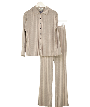 4th & Reckless 2-piece Beige Plisse Shirt And Trouser Set UK 6