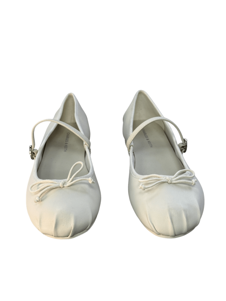 Charles & Keith Emiko Bow Mary Jane Flats - Chalk White UK 4 EU 37 👠 - Reliked