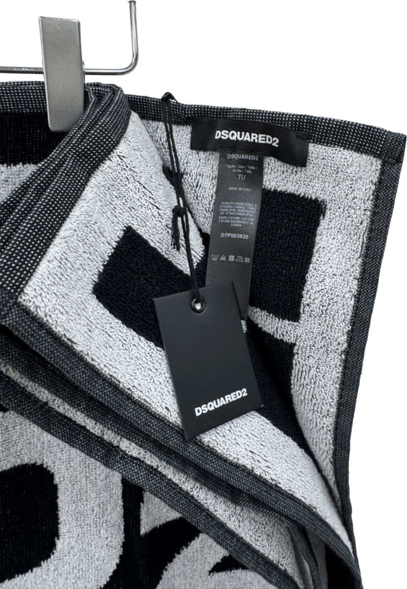 DSQUARED2 Black & White Logo Beach Towel One Size - Reliked