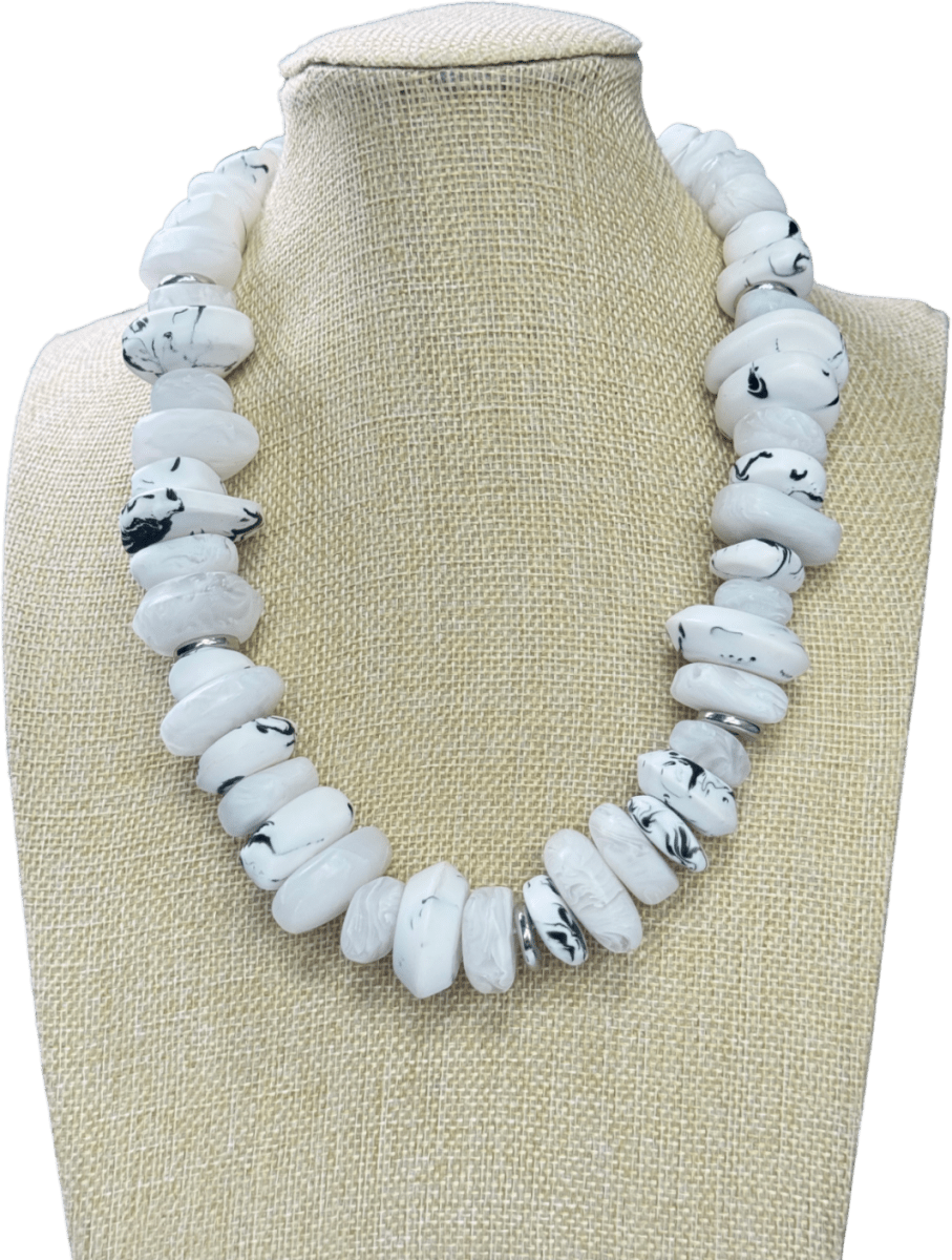 H&M White chunky marble stone statement necklace - Reliked