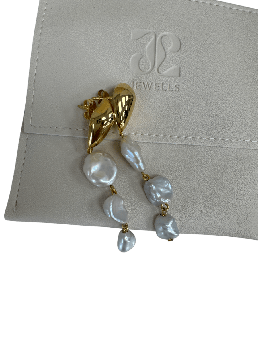 Jewells Cream 18kt Gold Vermeil Graduated Pearl Drop Earrings - Reliked