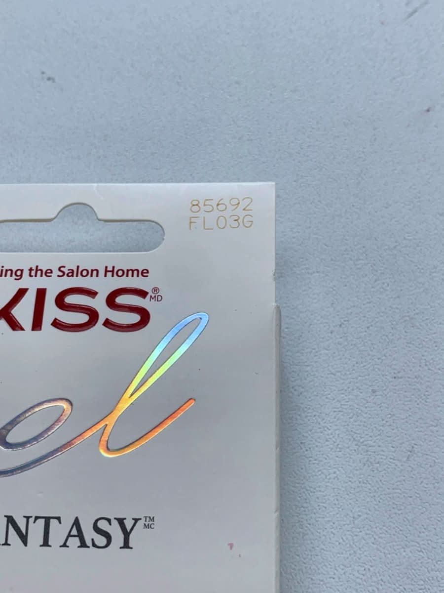 KISS Gel Fantasy Ready - to - Wear Gel Nails FL03G Long Size - Reliked