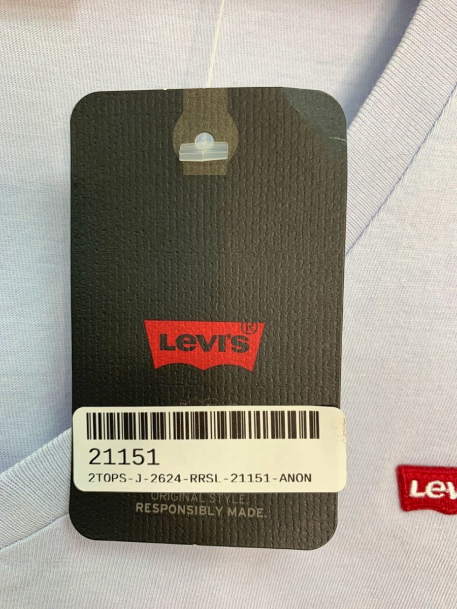 Levi's Lilac Short Sleeve V - Neck T-Shirt M - Reliked