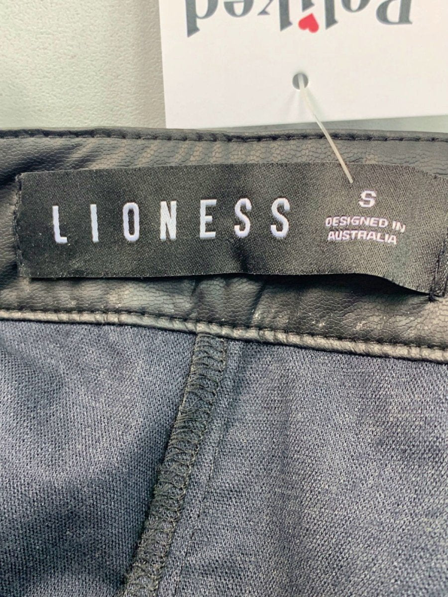Lioness Black Pleated Skirt UK S - Reliked