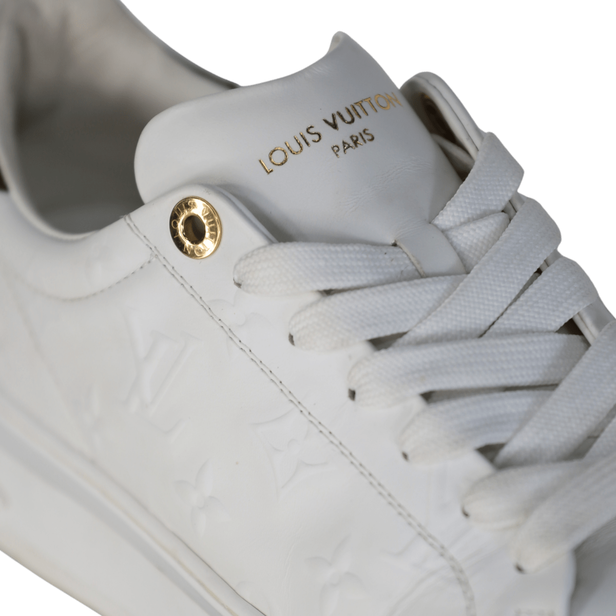 Louis Vuitton White Icon Time Out Debossed Trainers With Monogram Trim UK 4.5 EU 37.5 👠 - Reliked