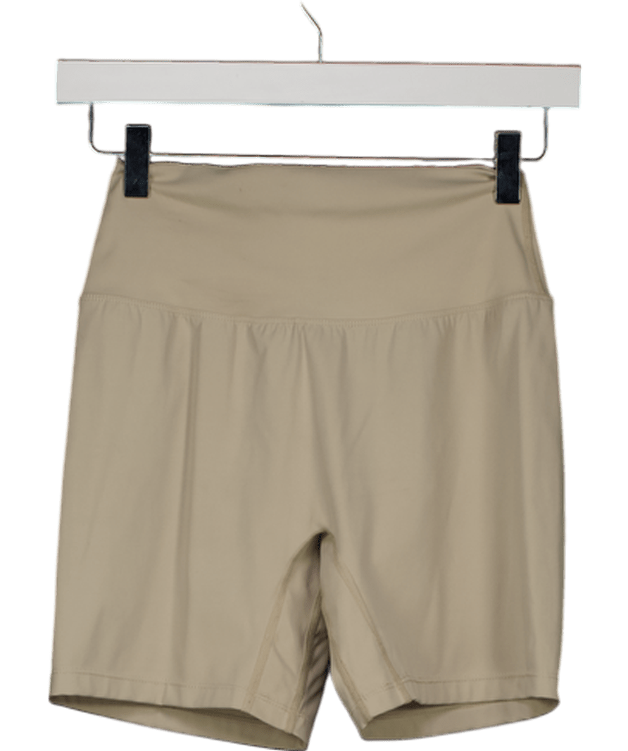 luxe to kill Cream Seamless Gym Shorts UK S - Reliked