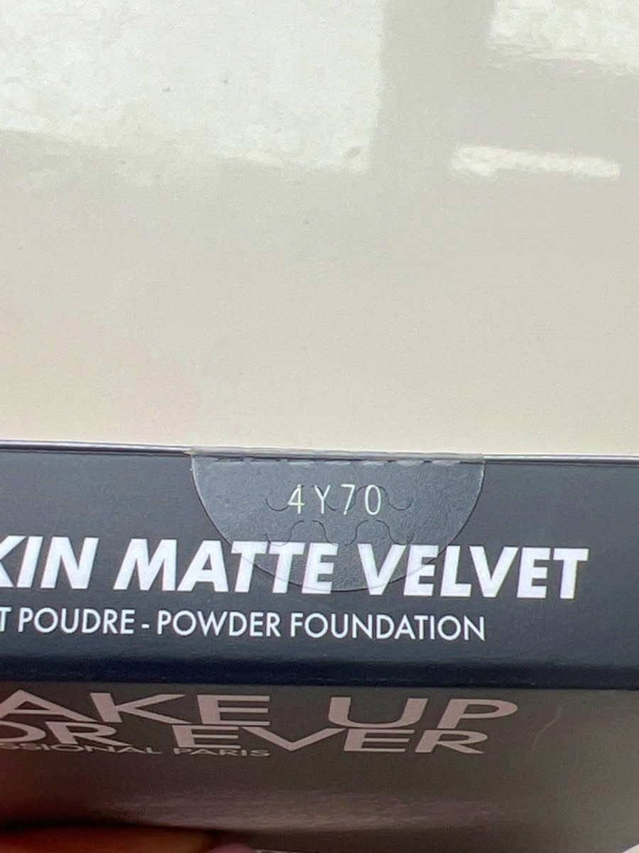 Make Up For Ever HD Skin Matte Velvet Blurring Powder Foundation 4Y70 11 g - Reliked