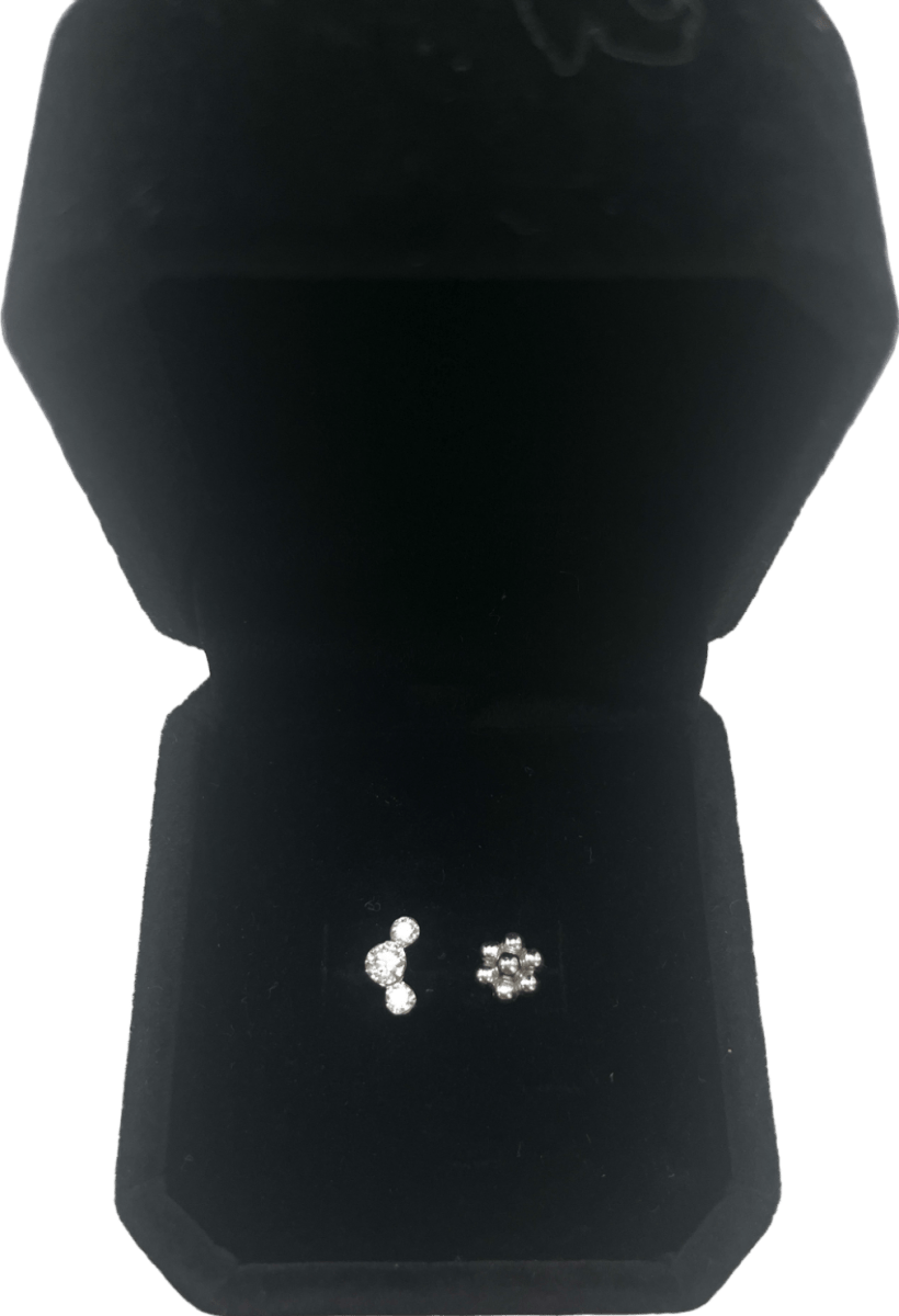 Maria Tash White Gold Three Diamond Curve Threaded Stud Earring Post 8mm - Reliked