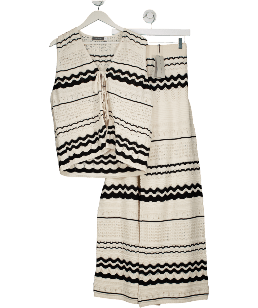 Mint Velvet 2 - piece Cream / Black Wavy Knit Trousers And Tie Front Top Set UK XL - Reliked