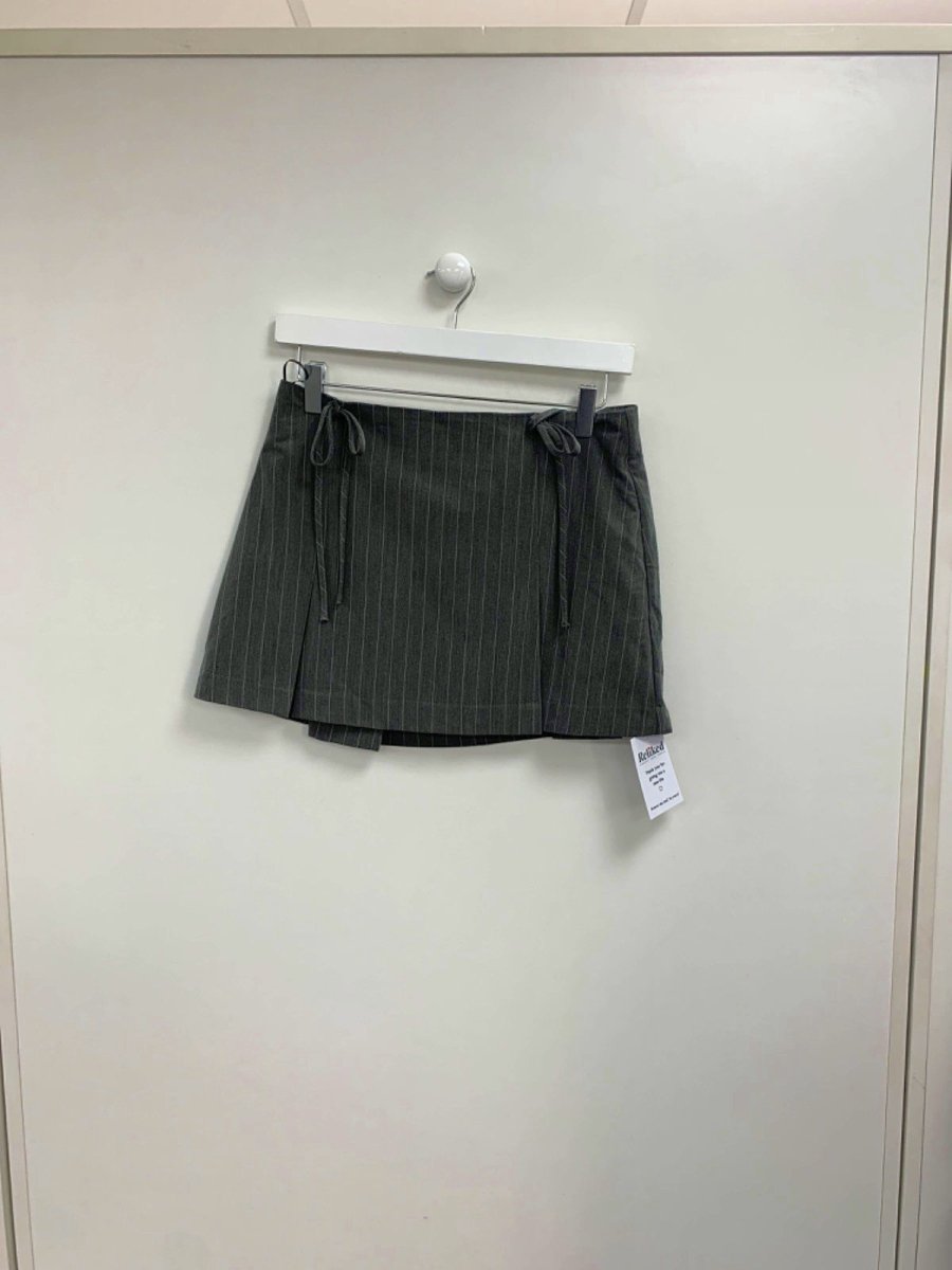 Modstrom Grey Pinstripe EmiliaMD Tie Top XS - Reliked