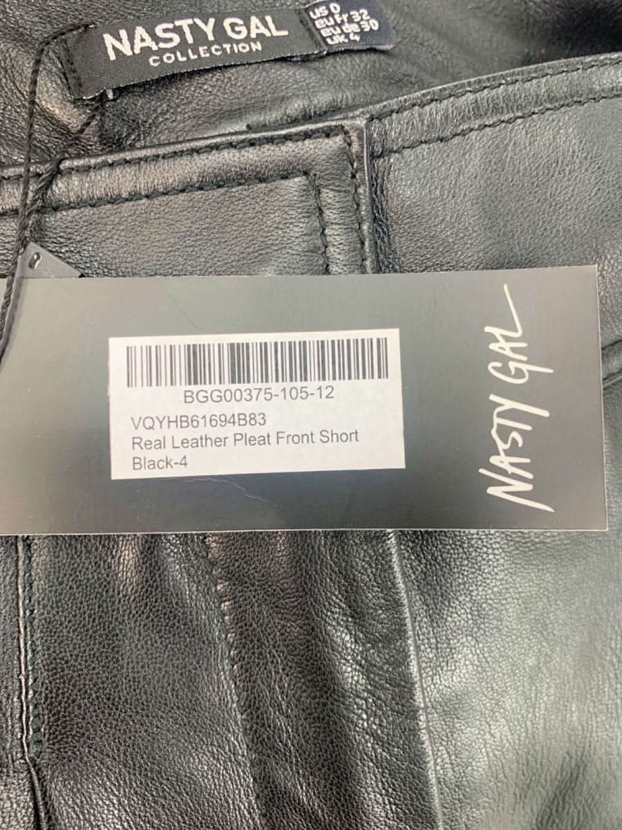 Nasty Gal Black Real Leather Pleat Front Short UK 4 - Reliked