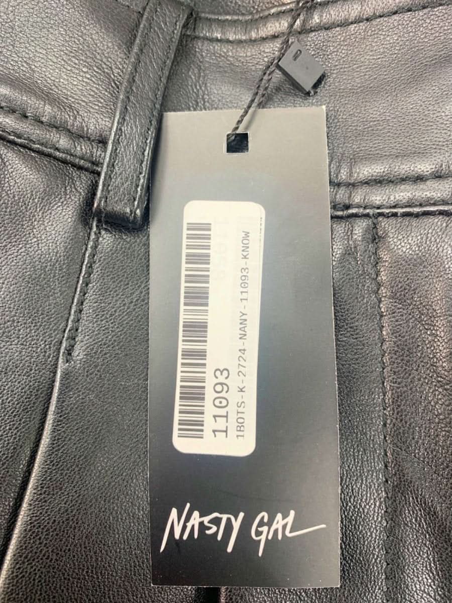 Nasty Gal Black Real Leather Pleat Front Short UK 4 - Reliked