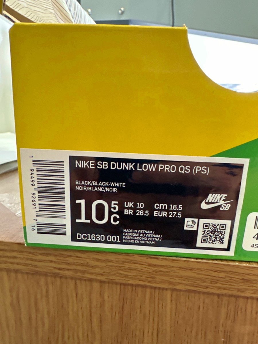 Nike DA1630 Black SB Dunk Low Pro QS (PS) Trainers 👟 UK 10 👟 - Reliked