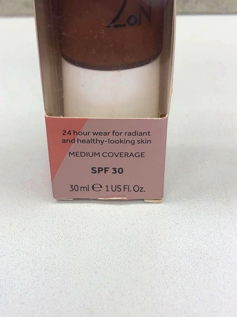 No7 Stay Perfect Foundation Walnut 30ml - Reliked