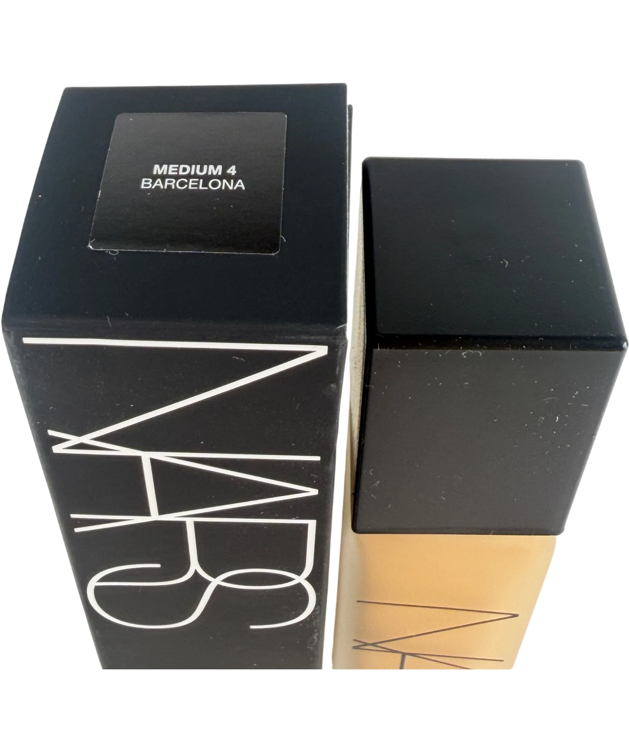 NARS Natural Matte Longwear Foundation Medium 4 30ml
