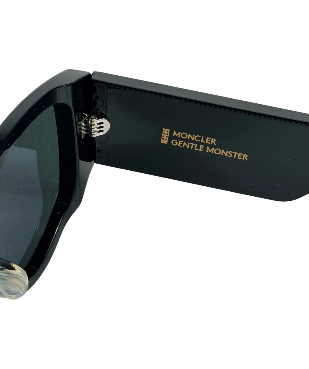 Moncler X Gentle Monster Black Swipe Lcd Sunglasses In Case One Size