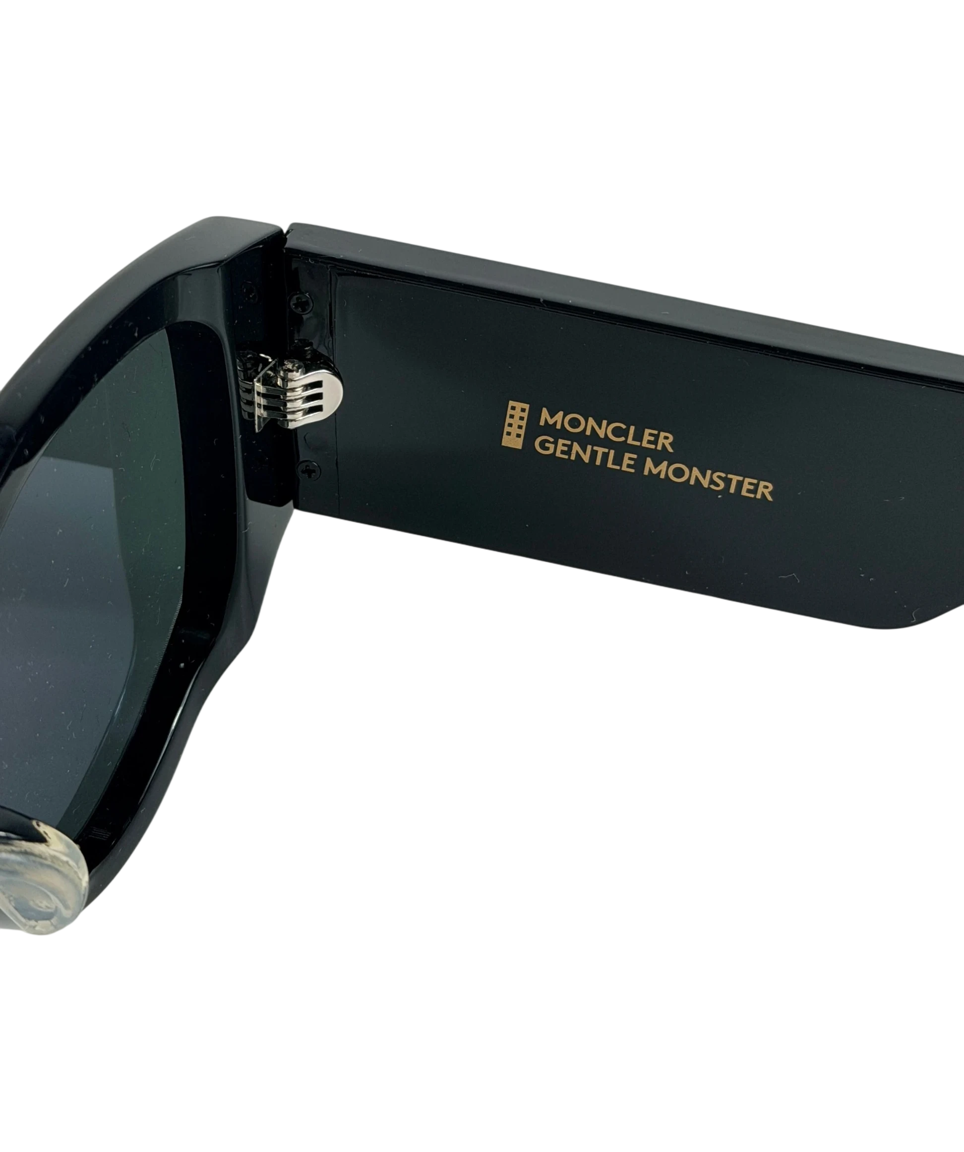 Moncler X Gentle Monster Black Swipe Lcd Sunglasses In Case One Size