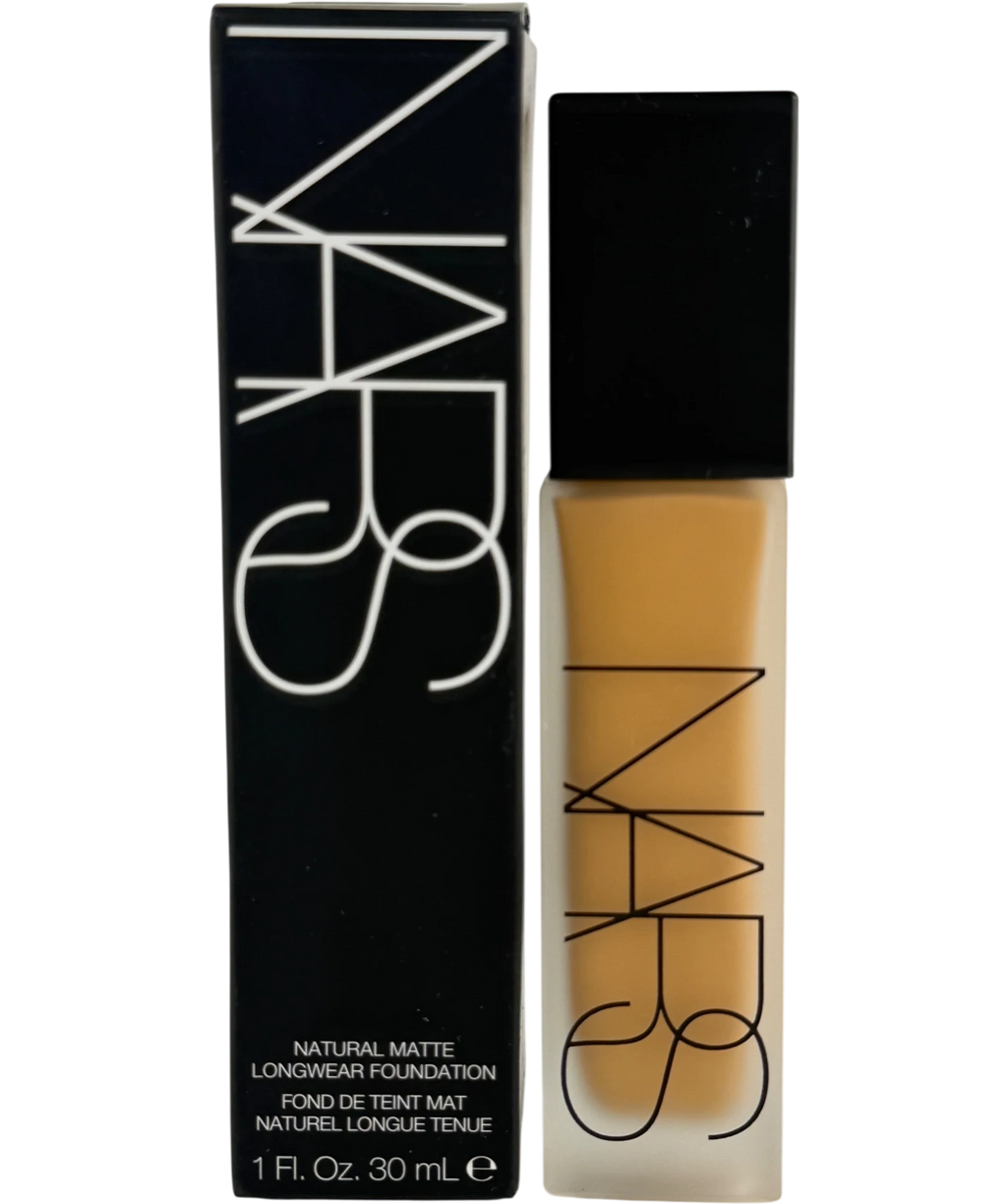 NARS Natural Matte Longwear Foundation Medium 4 30ml