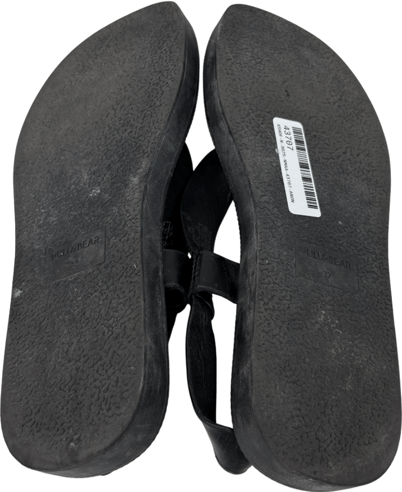 Pull&Bear Black Flat Thong Sandals UK 4 EU 37 👠 - Reliked