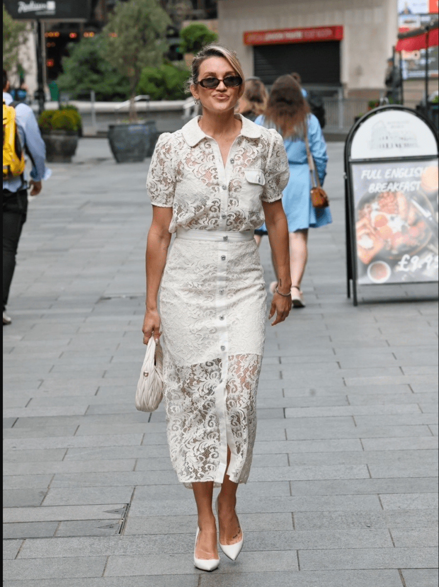 River Island Cream Lace 2 - piece Shirt And Pencil Skirt With Diamante Buttons UK 6 - Reliked