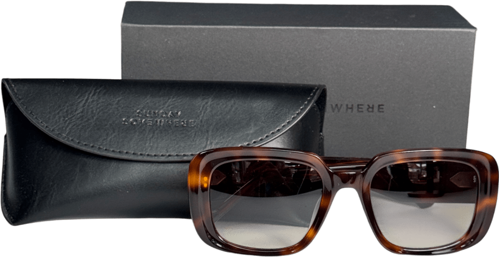Sunday Somewhere Grace In Brown Havana Sunglasses With Case & Box - Reliked