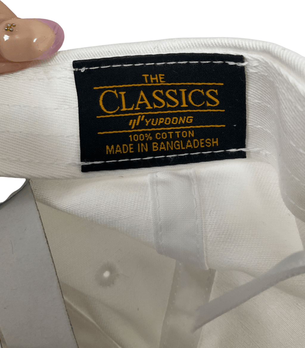 The classics Embroidered White Cap One Size - Reliked