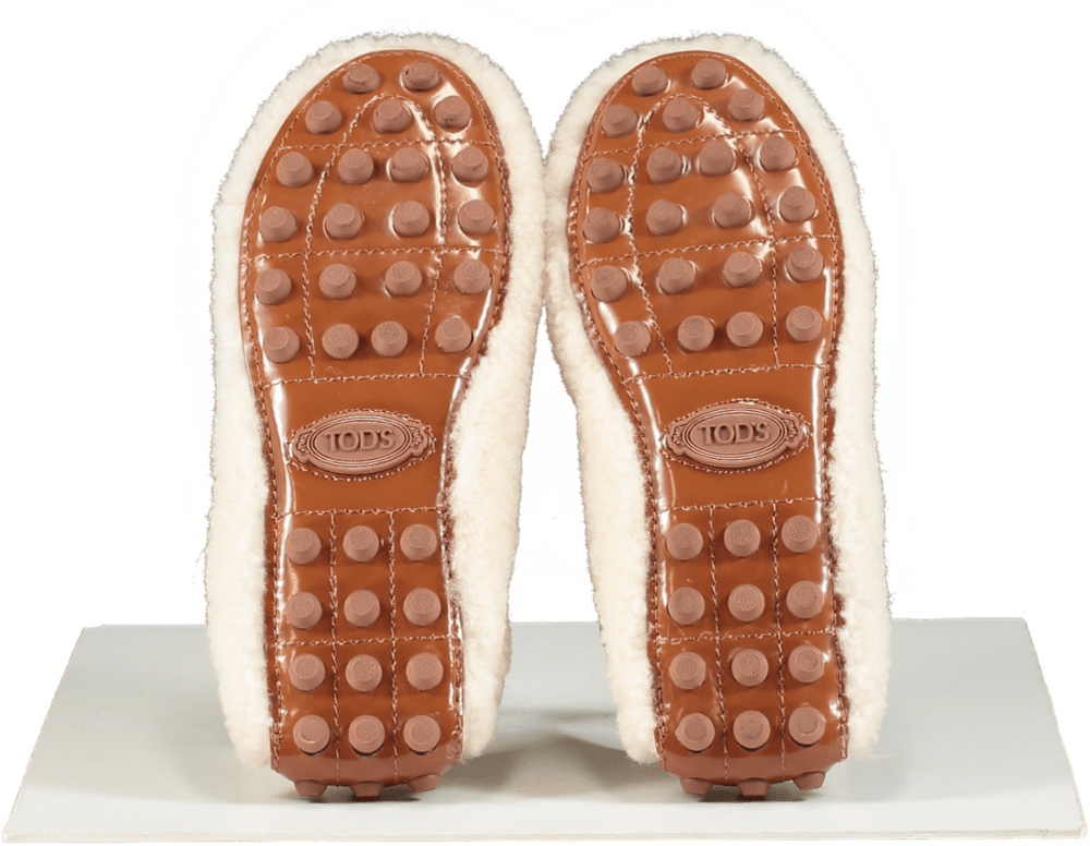 Tod's White Shearling Ankle Strap Ballet flats UK 6 EU 39 👠 - Reliked