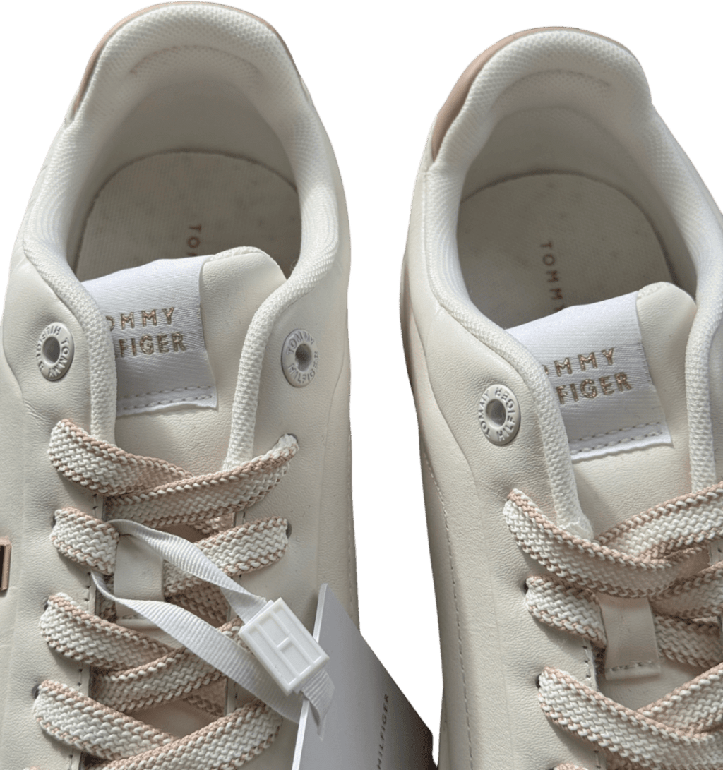 Tommy Hilfiger Cream Leather Court Trainers UK 6 EU 39 👠 - Reliked