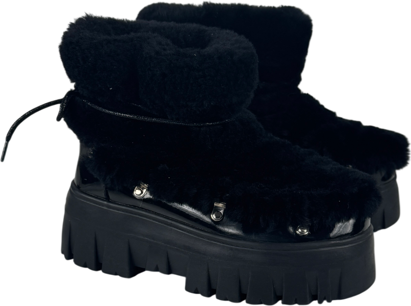 MY SUNDAY SKI Black Lug Tread Shearling Snow Boots - Short UK 6 EU 39 👠