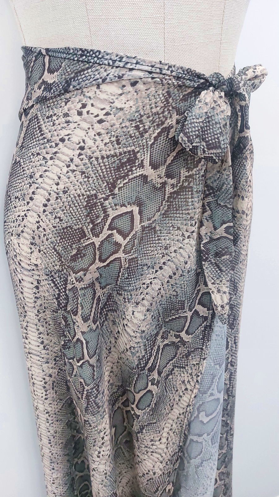 Pretty Little Thing Green Snake Print Wrap Skirt UK 4