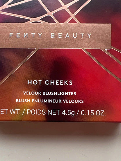 Fenty Beauty Hot Cheeks Velour Blushlighter Bak'd Peach 4.5g