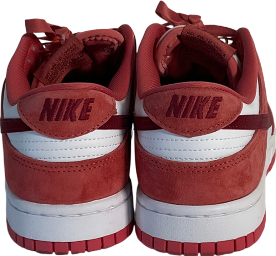 Nike Dunk Low Trainers White Team Red Dragon Red UK 6.5 EU 39.5 👠