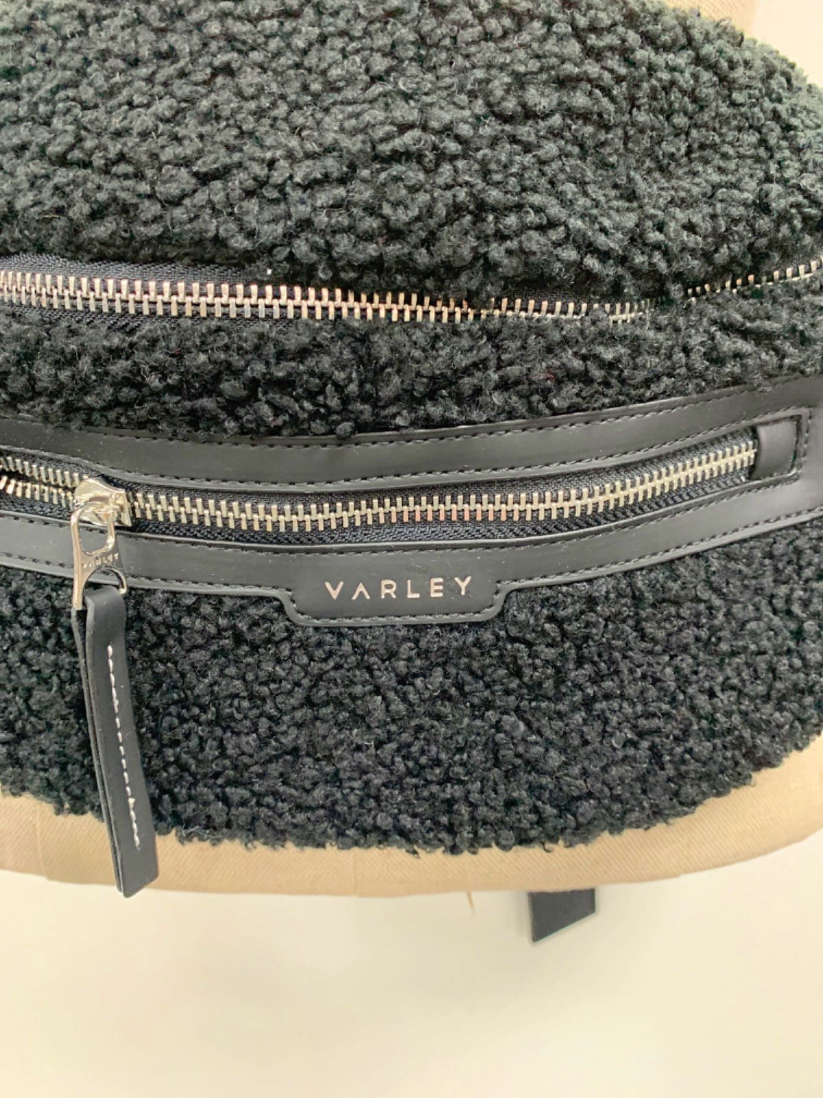Varley Black Kansa Sherpa Belt Bag