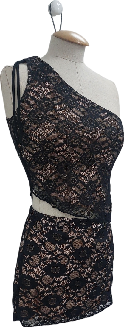 PrettyLittleThing Black Lace Ruched Side Low Rise Mini Skirt And Asymmetric Top UK 8