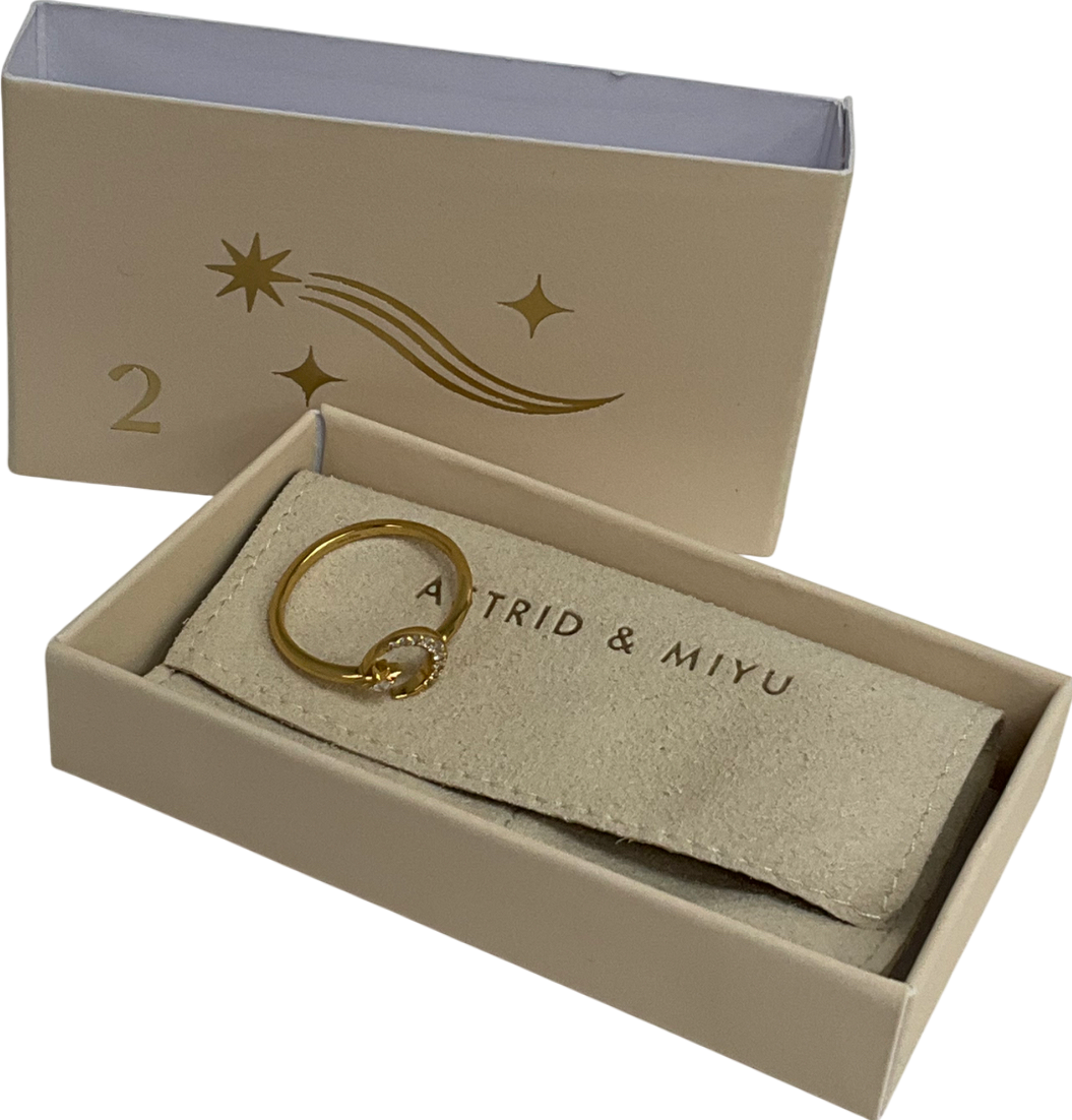 Astrid & Miyu Gold Star & Moon Open Ring In Gold One Size