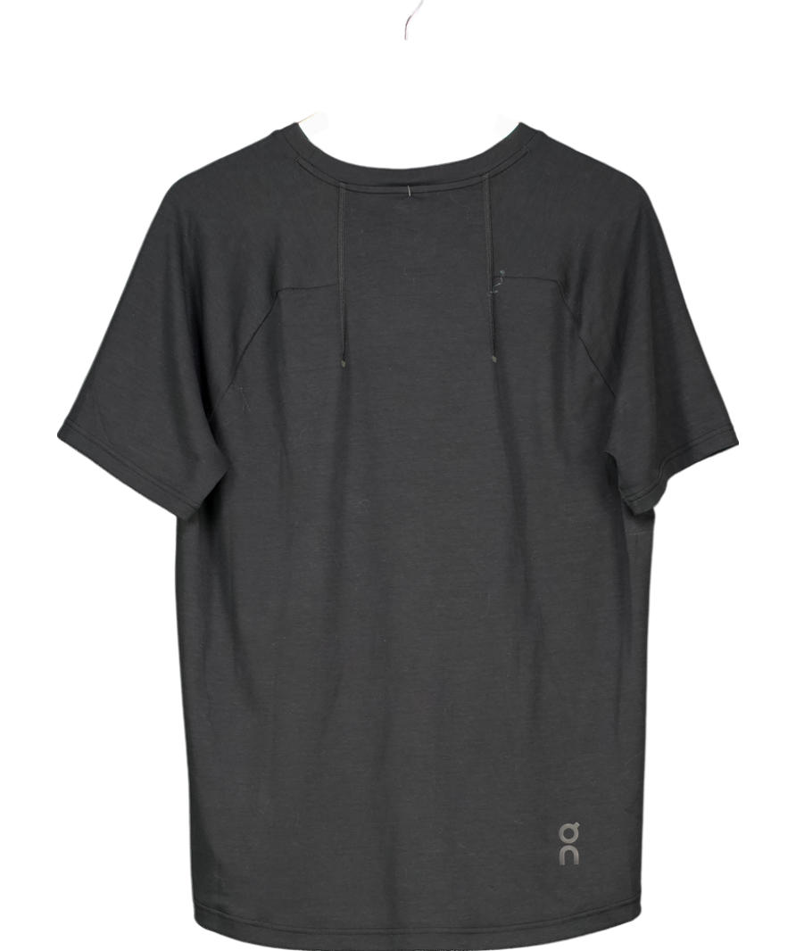 On Cloud Black Studio-t top UK M