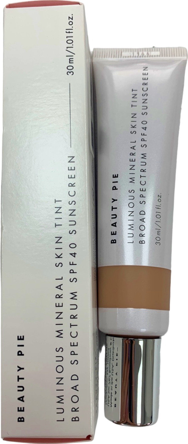Beauty Pie Luminous Mineral Skin Tint Broad Spectrum SPF40 Sunscreen Medium 30ml